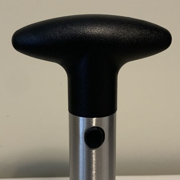 Newness Pineapple Corer Slicer Stainless Steel Blade Ergonomic Black Handle - Picture 6 of 9